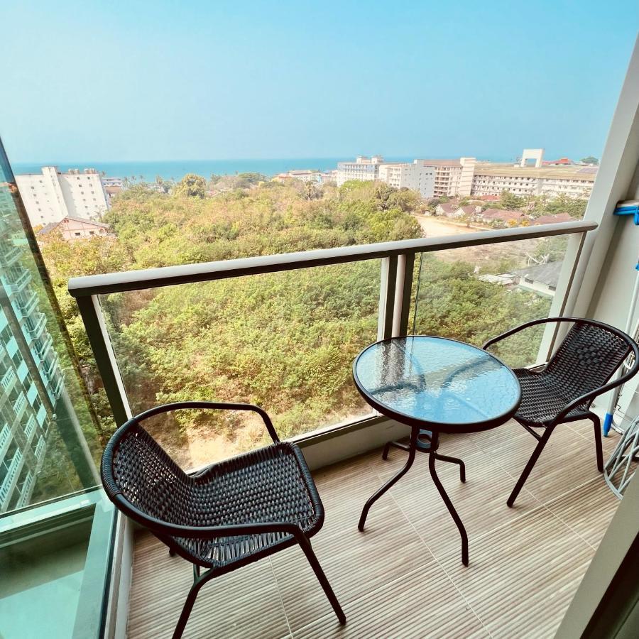 Riviera Jomtien Roomy 1-Bdr Seaview Condo Exterior foto