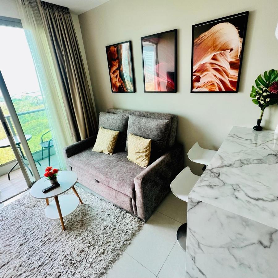 Riviera Jomtien Roomy 1-Bdr Seaview Condo Exterior foto